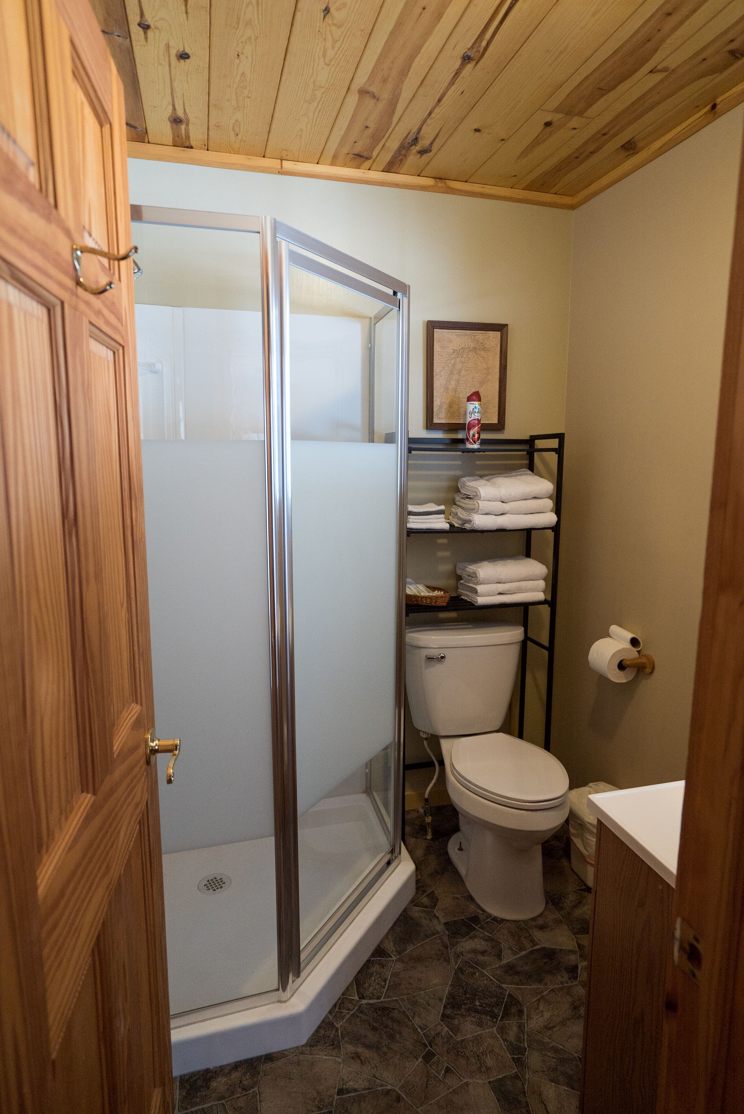 Aspen Cottage 2BR 2BA only 1 mile to Crystal Mtn