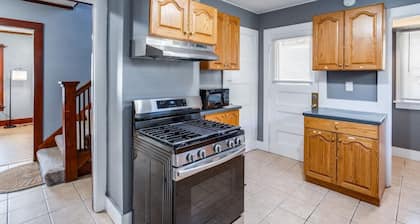 In-Unit Laundry, Parking, 1GB WiFi, & Patio Deck