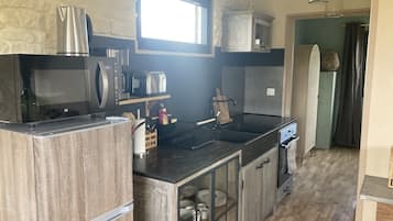 Fridge, microwave, oven, toaster