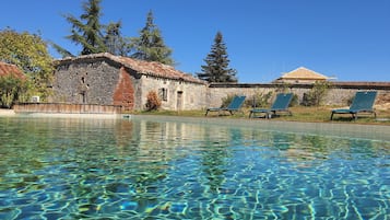 Piscine extérieure, piscine chauffée