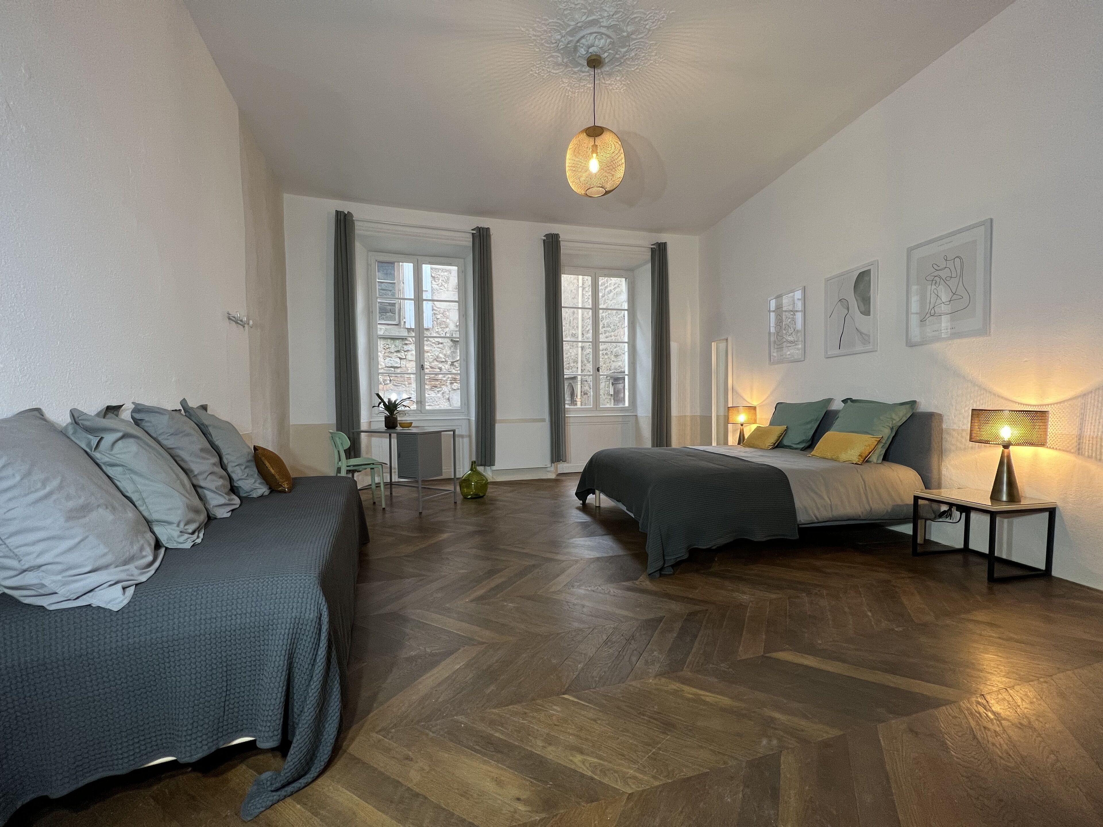 Nature & Medieval, luxury apartment T4 140m² between friends and family