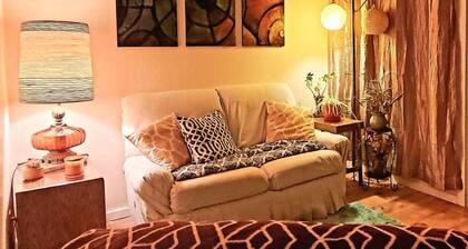 Private 2 bedroom suite in daylight basement w/kitchen, full bath, and laundry