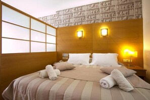 1 bedroom, WiFi, bed sheets - Family Room Close to Port (Ηράκλειο)