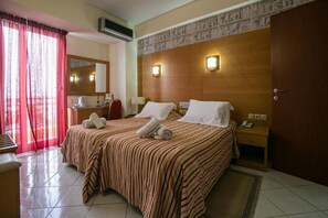 1 bedroom, WiFi, bed sheets - Family Room Close to Port (Ηράκλειο)