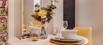 Modern Stevenage flat town centre 4people family