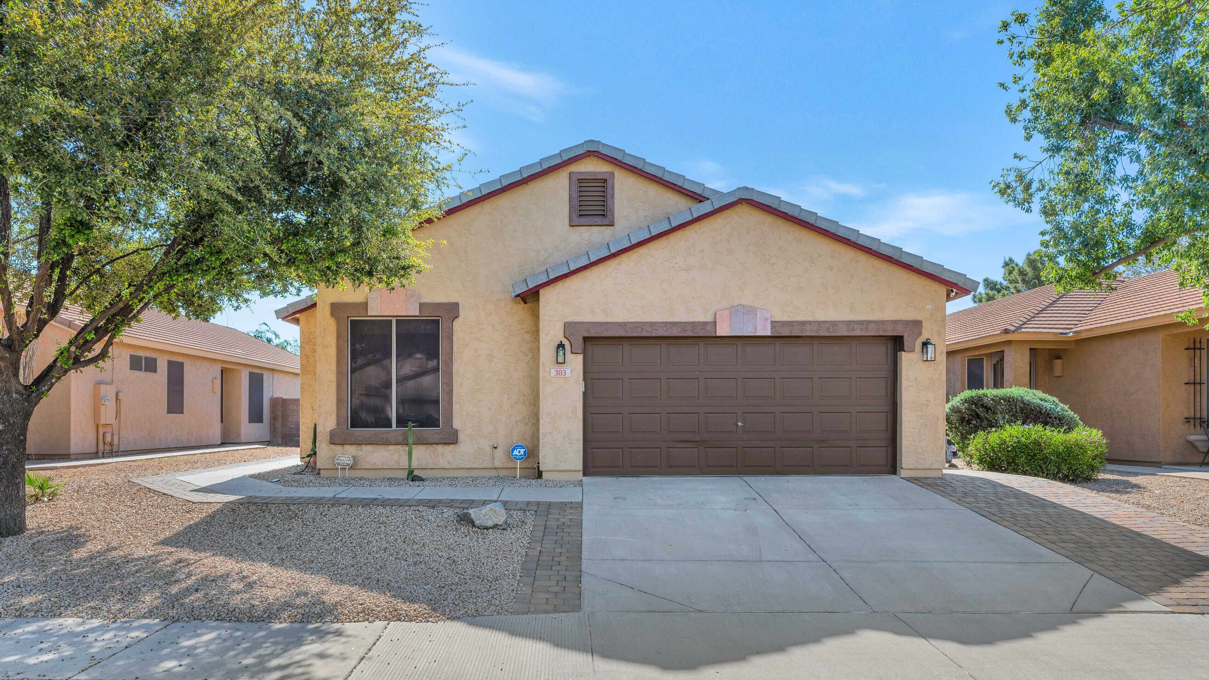 4 Bedrooms, 3 Full Bathrooms & Private Play Pool