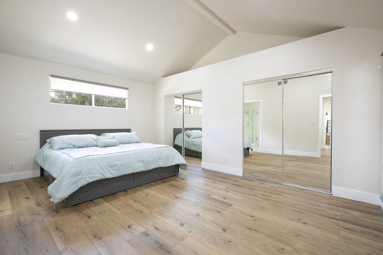 Beautiful and Spacious Home in San Fernando Valley