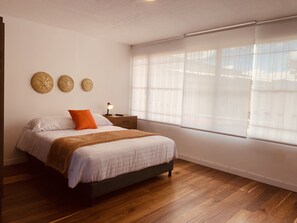 Basic Double Room - CASA CREAZZO 62 (Bogotá)