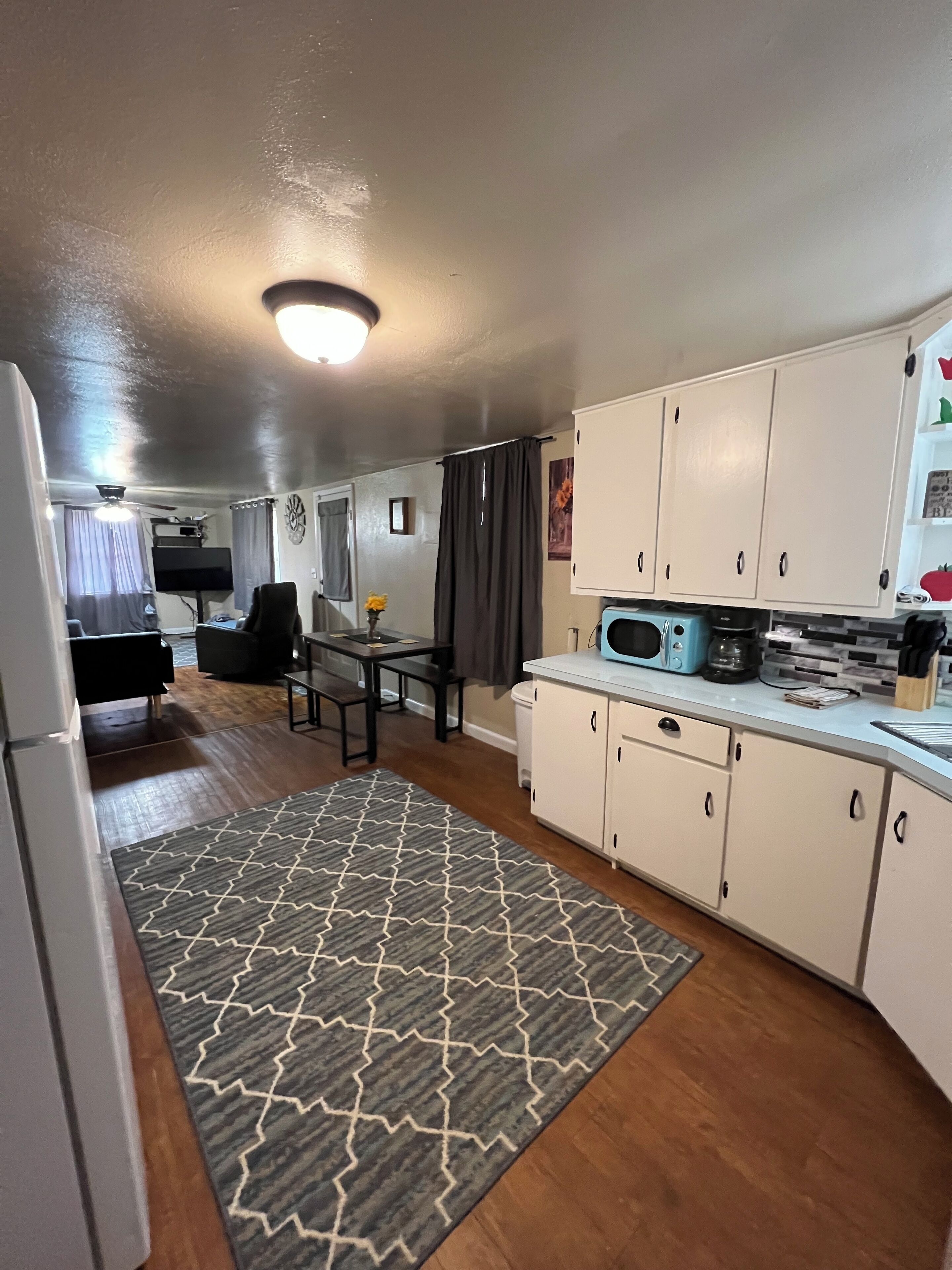 The Simple Sandy Shanty