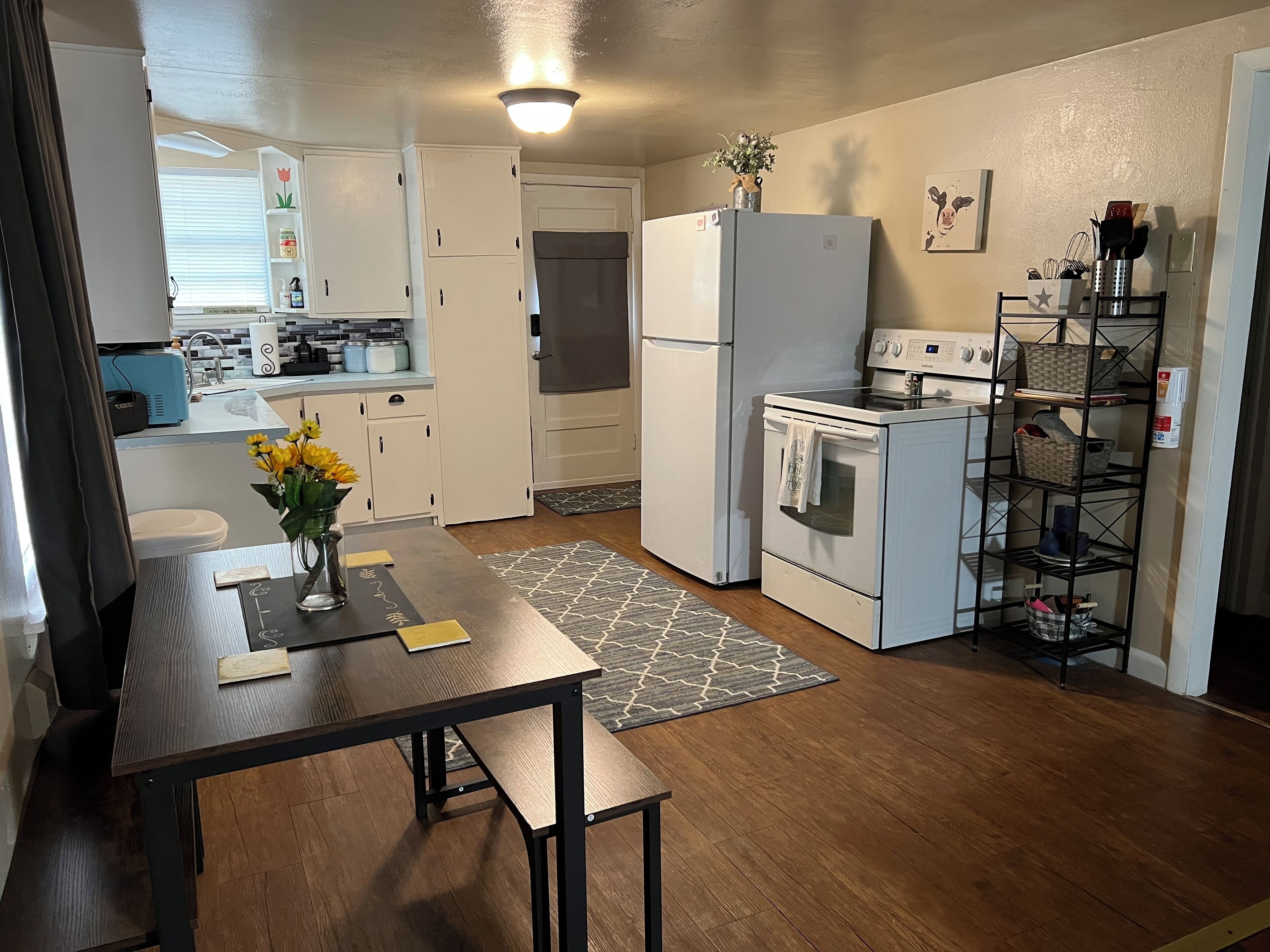 The Simple Sandy Shanty