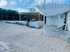 Property grounds - Secluded Oasis at Cactus Villa TCI (Providenciales)