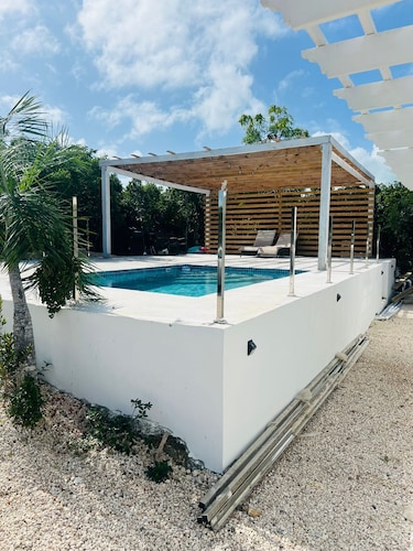Secluded Oasis at Cactus Villa TCI