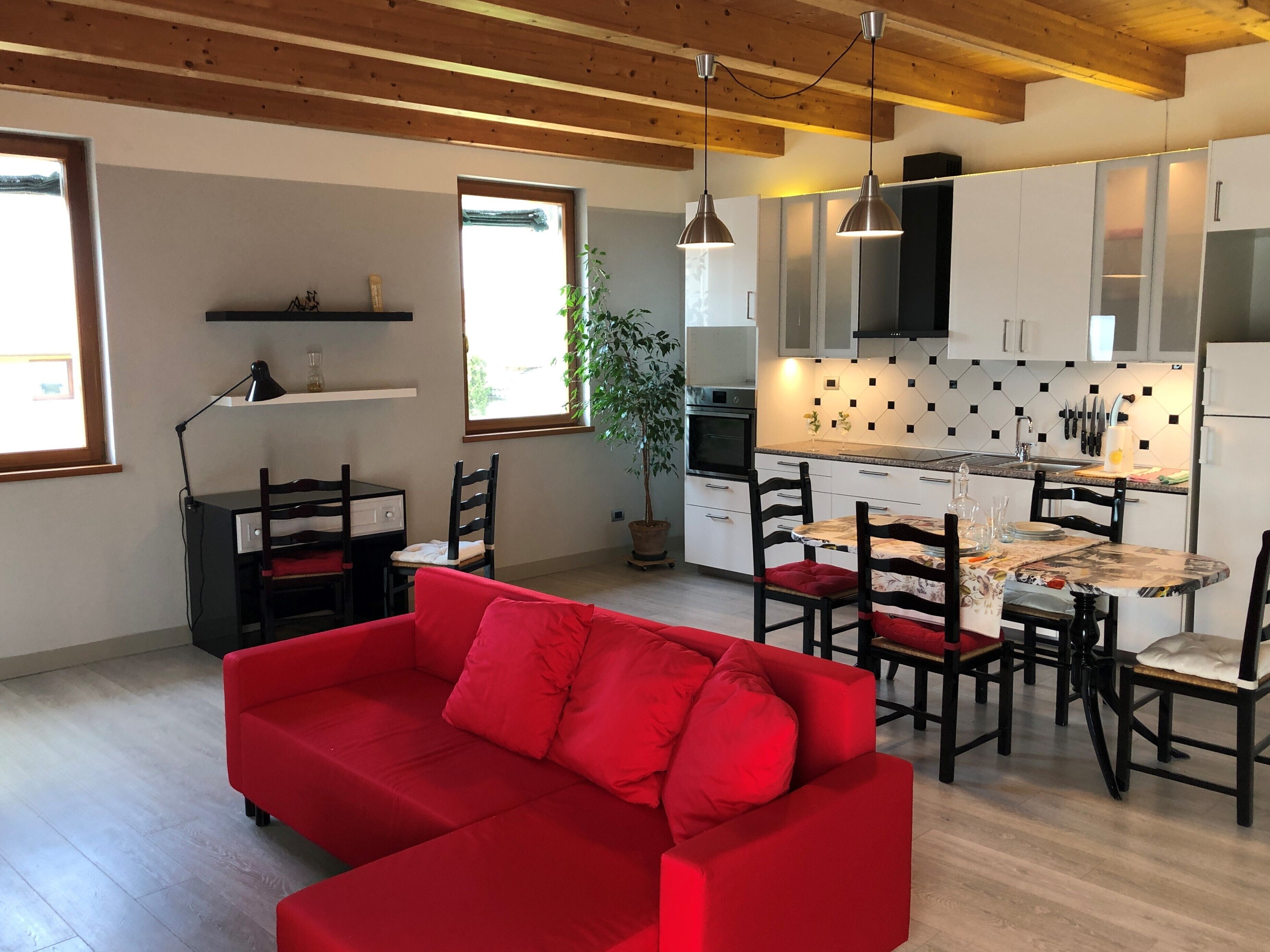 Lovely apartment with private parking