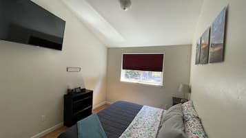 2 bedrooms, travel crib, WiFi, bed sheets