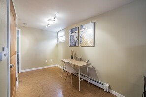 Interior - Denver Duplex Close to Everything (Denver)