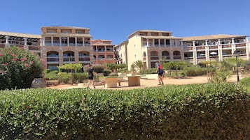 Jardines del alojamiento