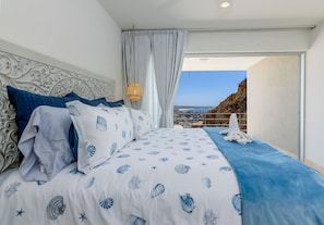 2 bedrooms, in-room safe, free WiFi, bed sheets