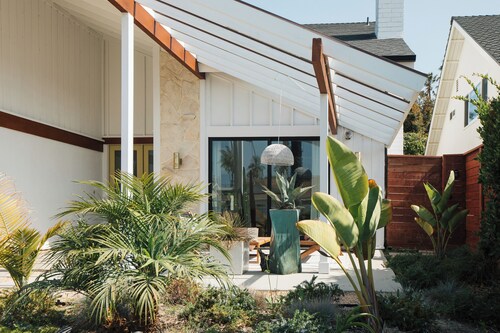 Beachmont Luxurious Beach Escape-Stylish 5BR Haven