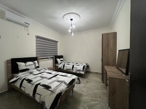 2 bedrooms, WiFi, bed sheets - NH Guest House Zefta - Second Floor Apt (Zefta)