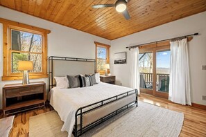 5 室のベッドルーム、アイロン / アイロン台