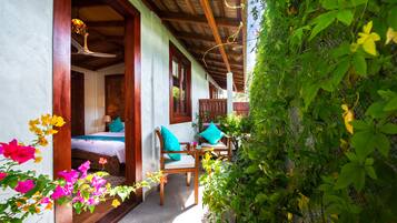 Deluxe Double Room, Balcony | Premium bedding, memory foam beds, free minibar items, in-room safe