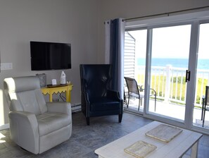 Smart TV, DVD player