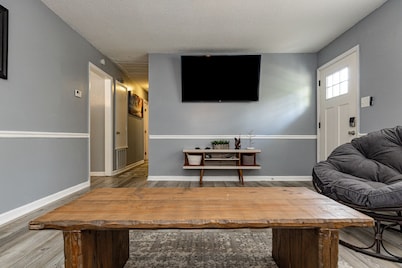 Cozy Raleigh Escape 3BR Outdoor Escape