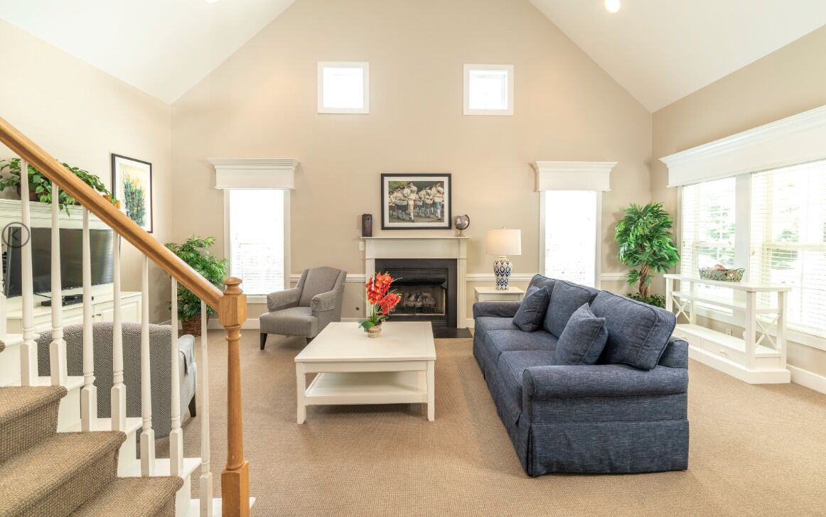 Télévision, cheminée