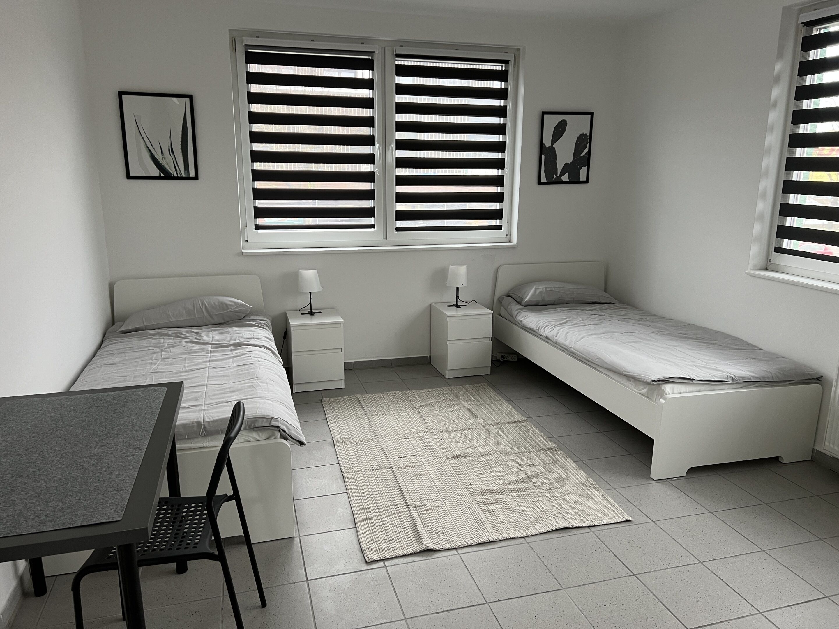 Doppia Basic, bagno condiviso, vista città | Wi-Fi gratuito