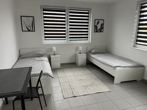 Basic Double Room, Shared Bathroom, City View | Free WiFi - Apart Rom Hannover Centrum (Hannover)