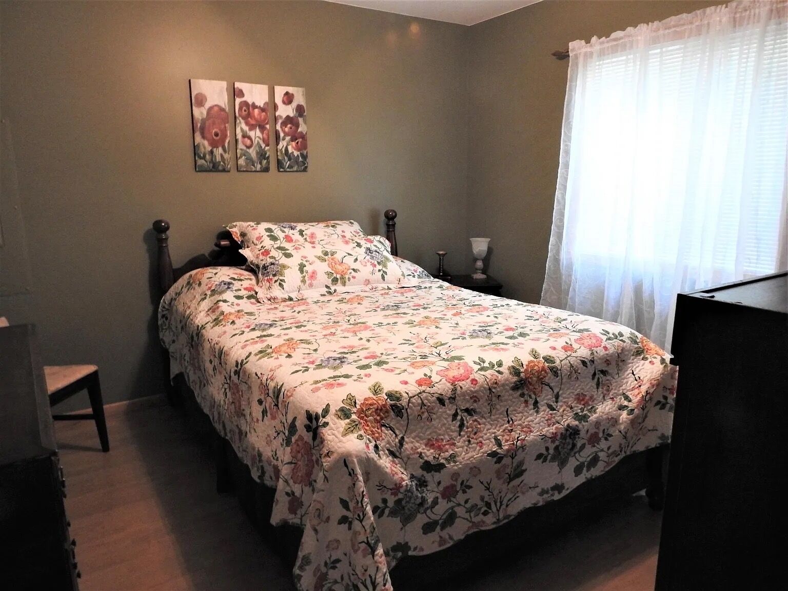 Spacious Higgins lake cabin Sam o set