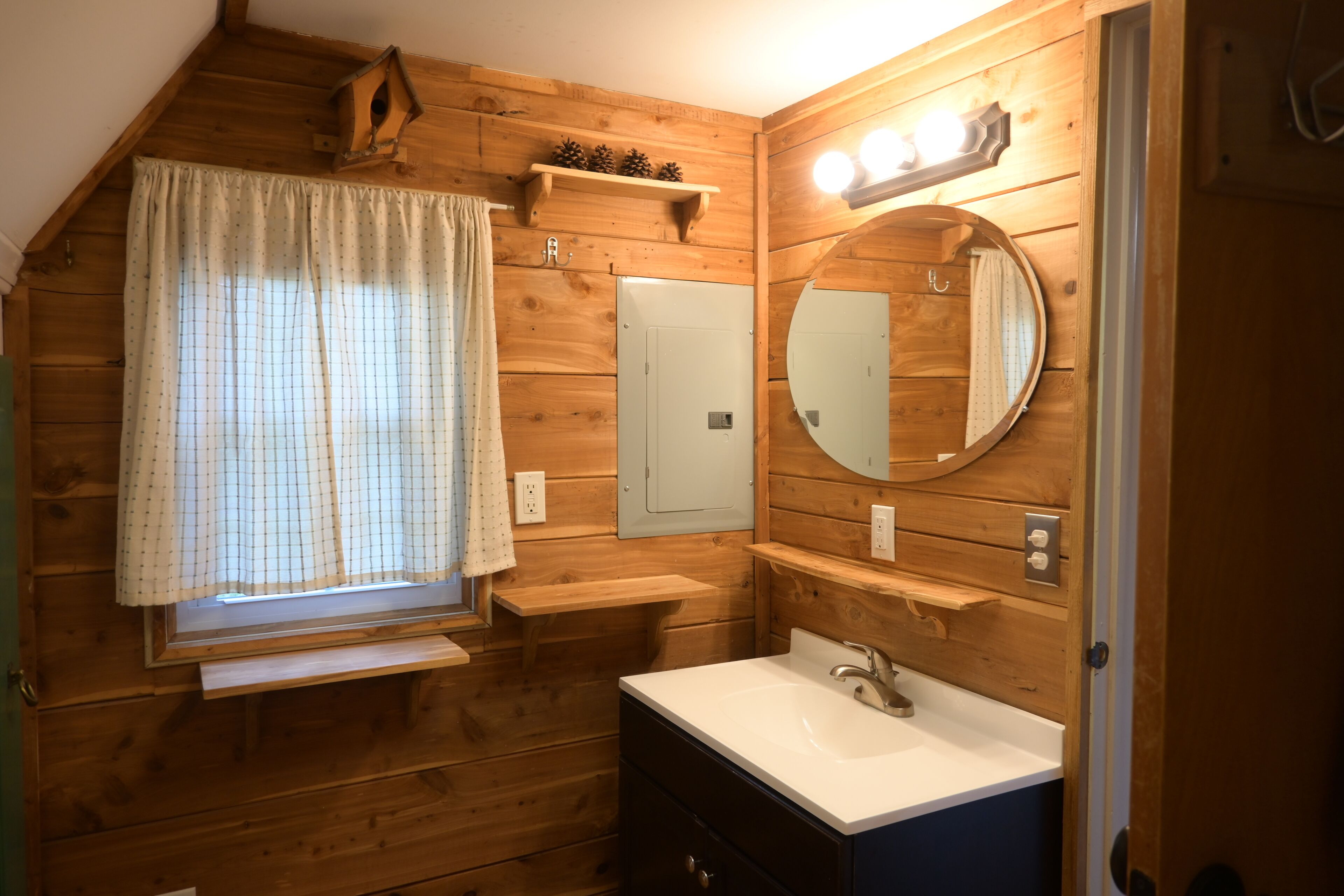 Lakefront A-frame: rare private dock, rock wall views, short walk to boat ramp