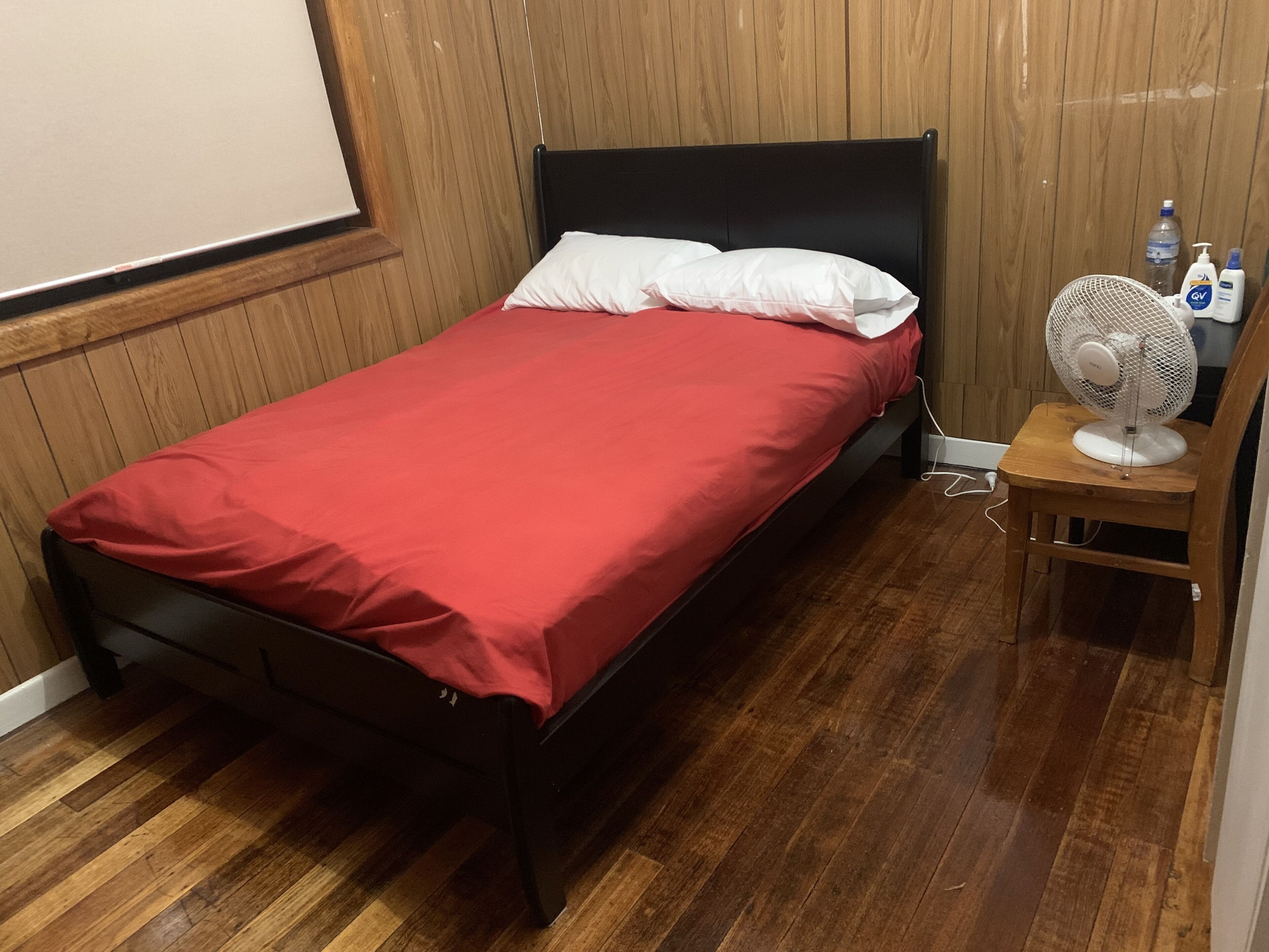 Jasmine Room - 5 minutes from Edwards Lake