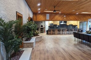 Interior - The Compound by Malon Villas (Monticello)