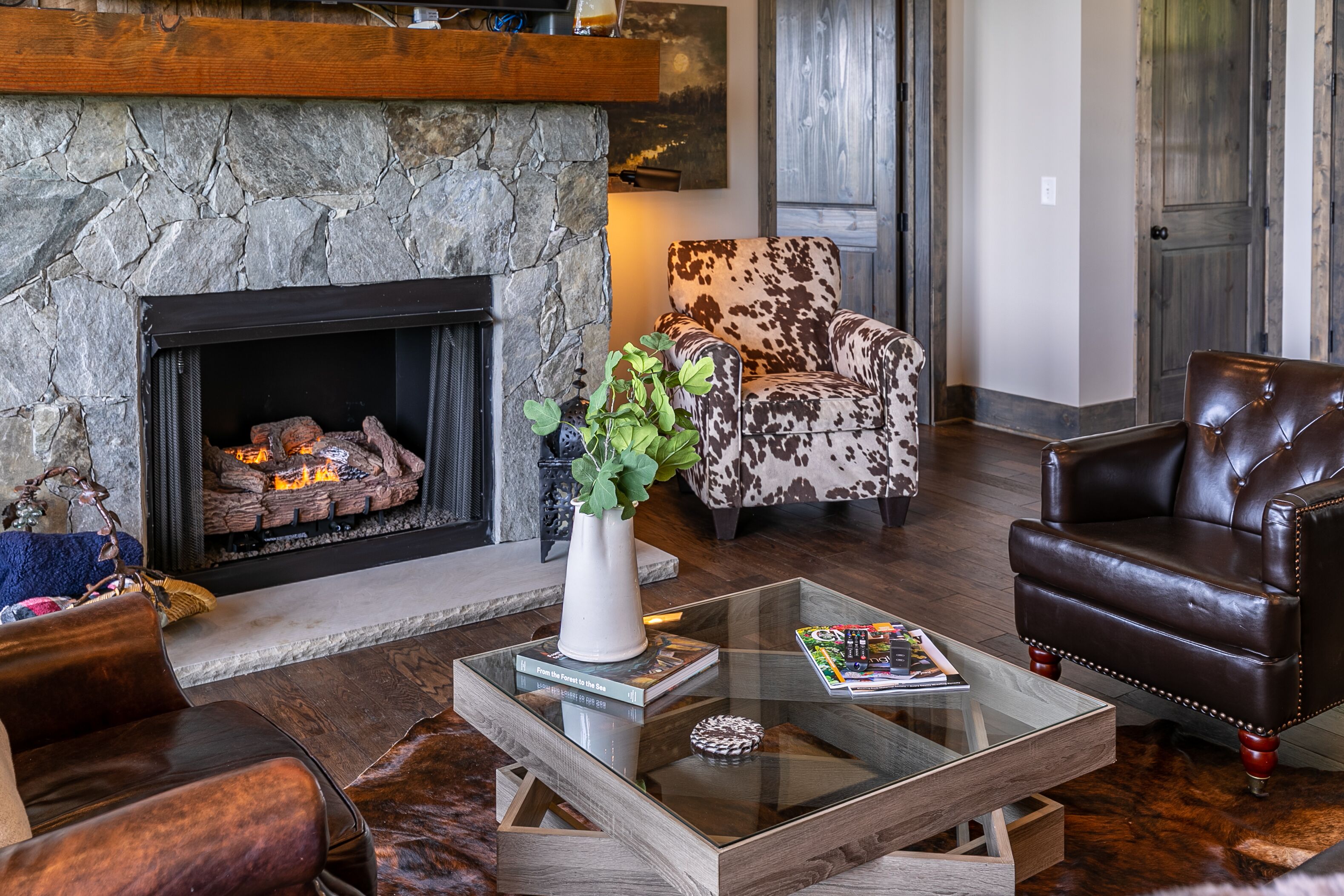 Just Bluffin' at Eagles Nest - Hot Tub, Views, Firepit