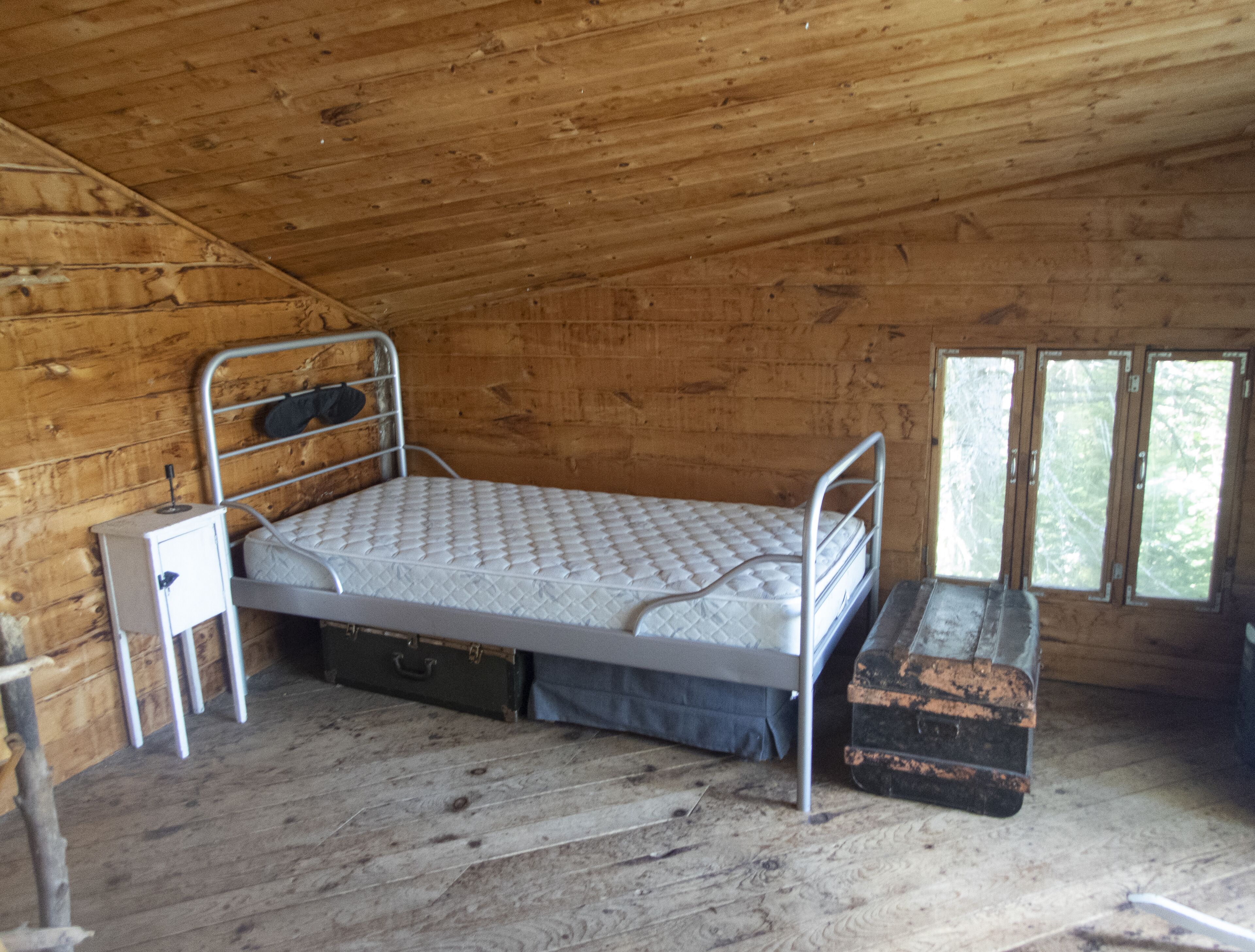 Retreat cottage on private 12-acre pond.