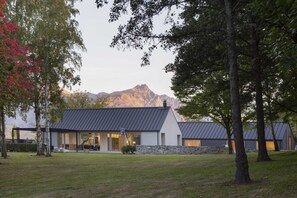 Exterior - Arrow Wood | Luxurious & peaceful villa | Modern rural charm (Speargrass Flat)