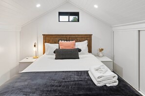 1 chambre, fer et planche à repasser, Wi-Fi, draps fournis