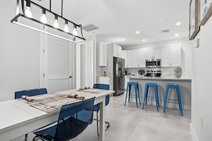 Dining - 3BR/2 Newly Built Townhome Near 5TH Avenue, Naples Airport, Naples Beach, Marina (Naples)