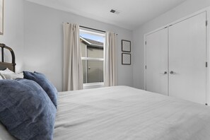 3 bedrooms, free WiFi, bed sheets