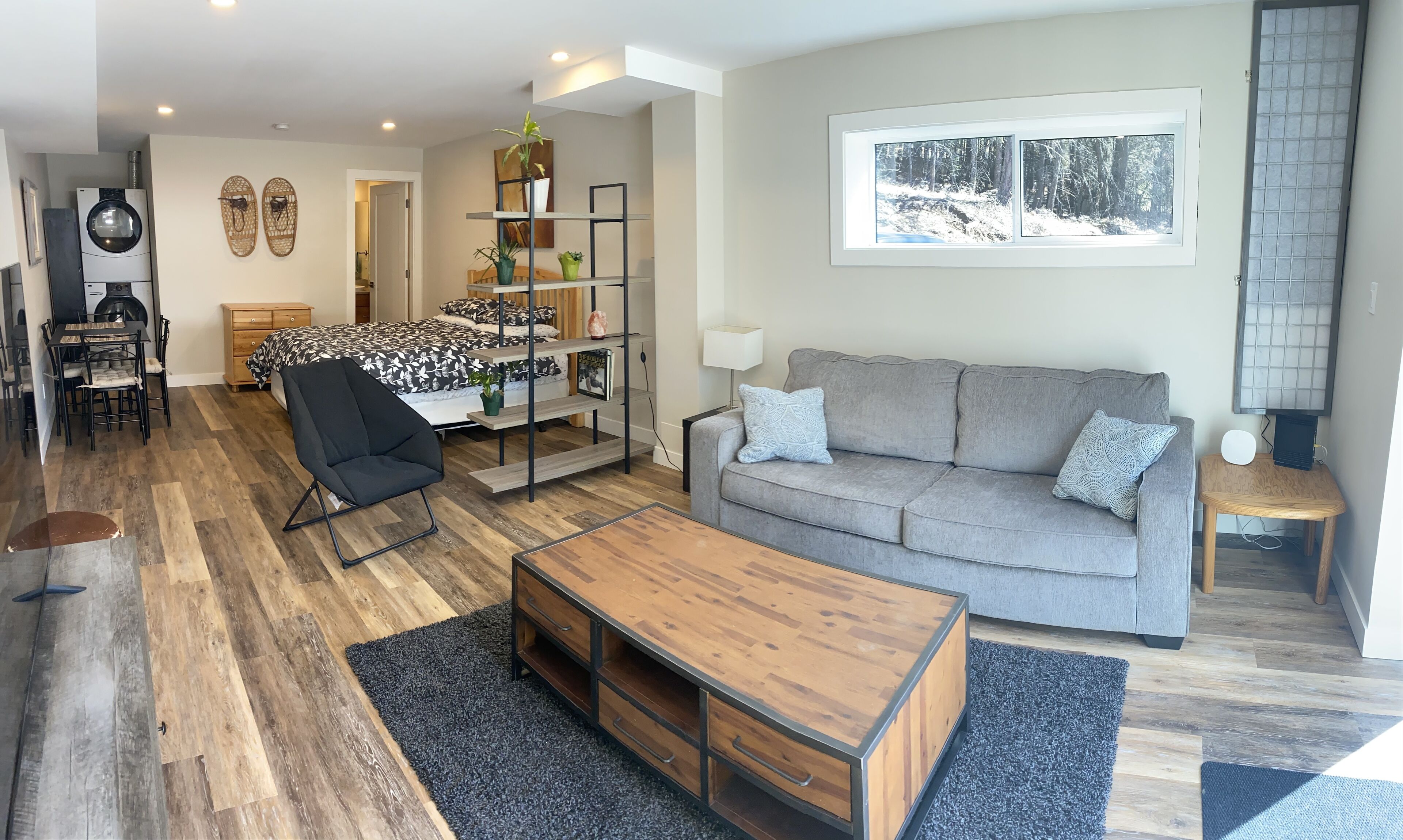 A tranquille nature escape:  outdoor activities galore- and minutes to the city.