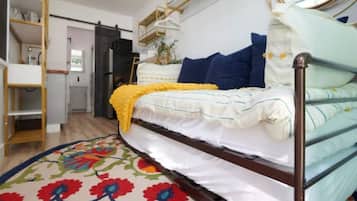 Desk, iron/ironing board, free WiFi, bed sheets