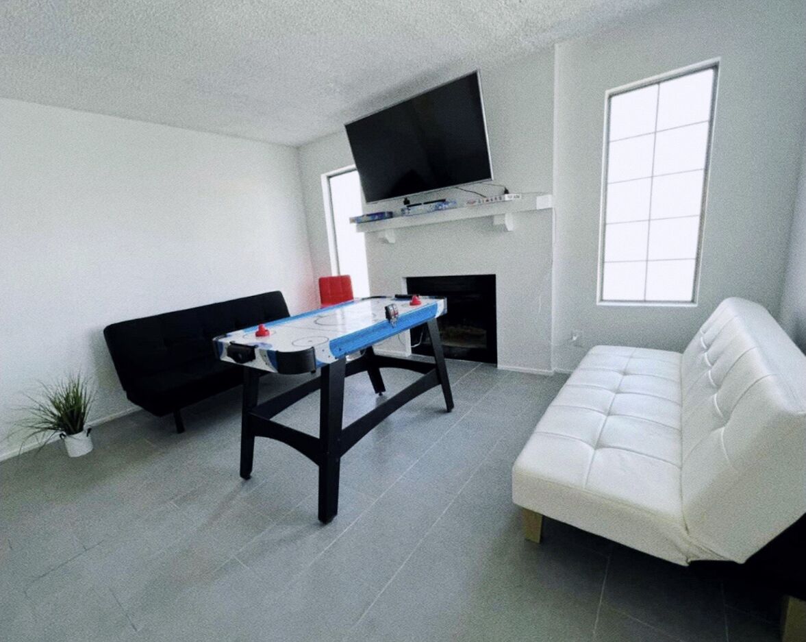 Contemporary Condominiums In Las Vegas Strip - Las Vegas