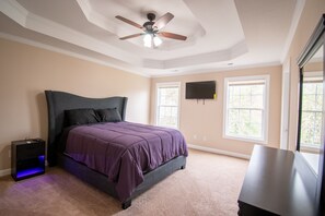 3 soverom, strykejern/-brett, wi-fi (inkludert) og sengetøy