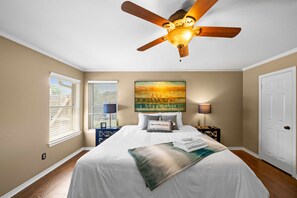 4 bedrooms, desk, iron/ironing board, travel crib