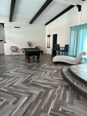 Game room - Our Pool House (Lubbock)