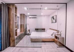 럭셔리 스위트 | 책상, 노트북 작업 공간, 암막 커튼, 방음 설비