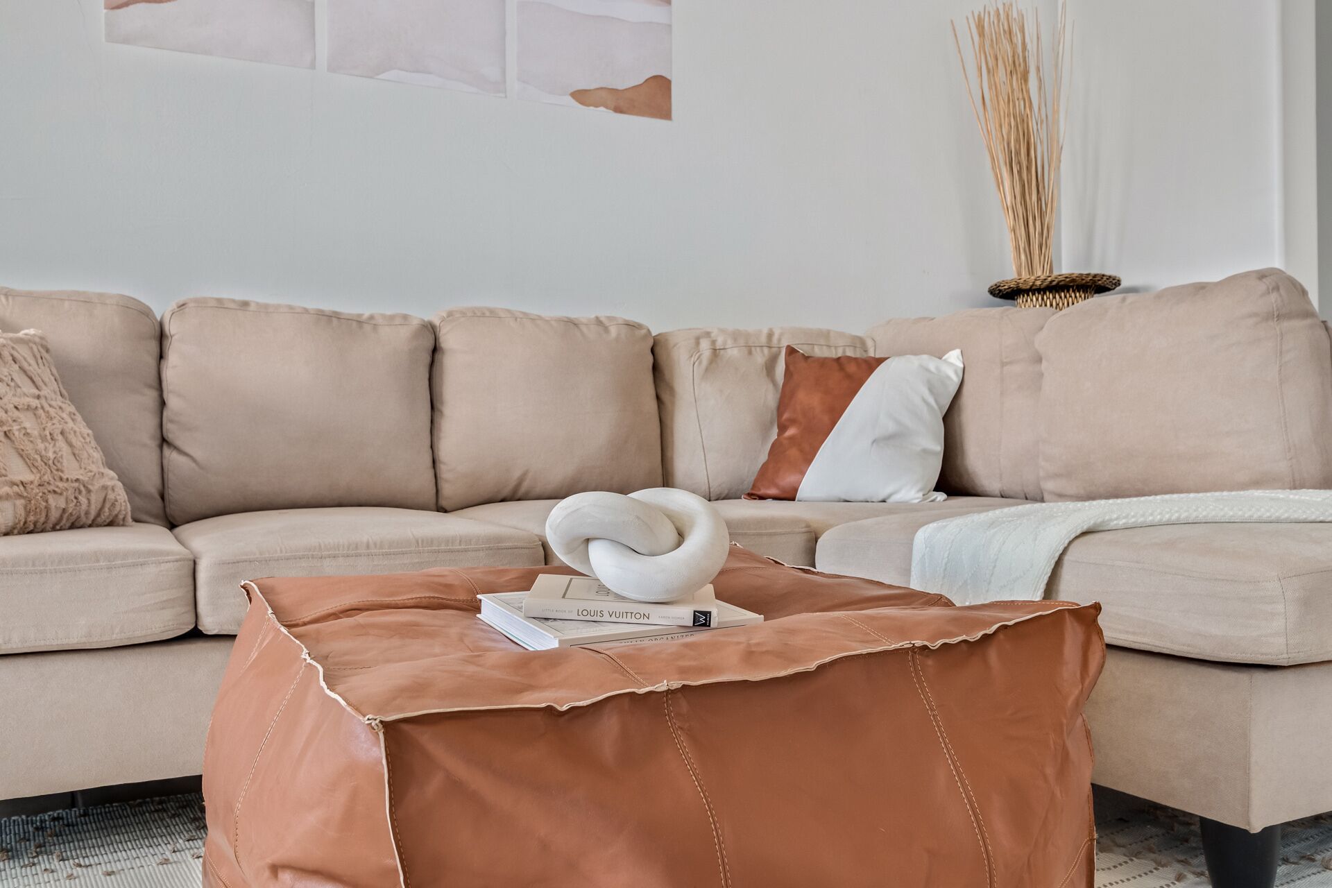 Mesa Sanctuary w/ Pool * Fire Pits* Bar & Grill