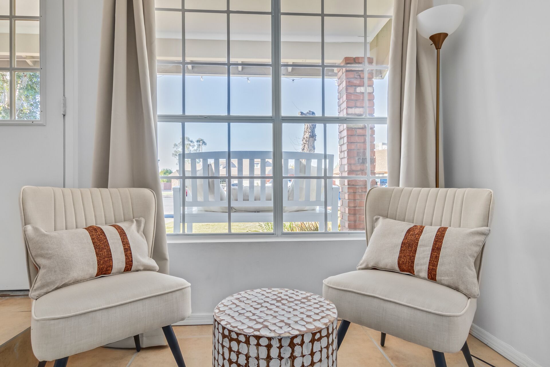 Mesa Sanctuary w/ Pool * Fire Pits* Bar & Grill