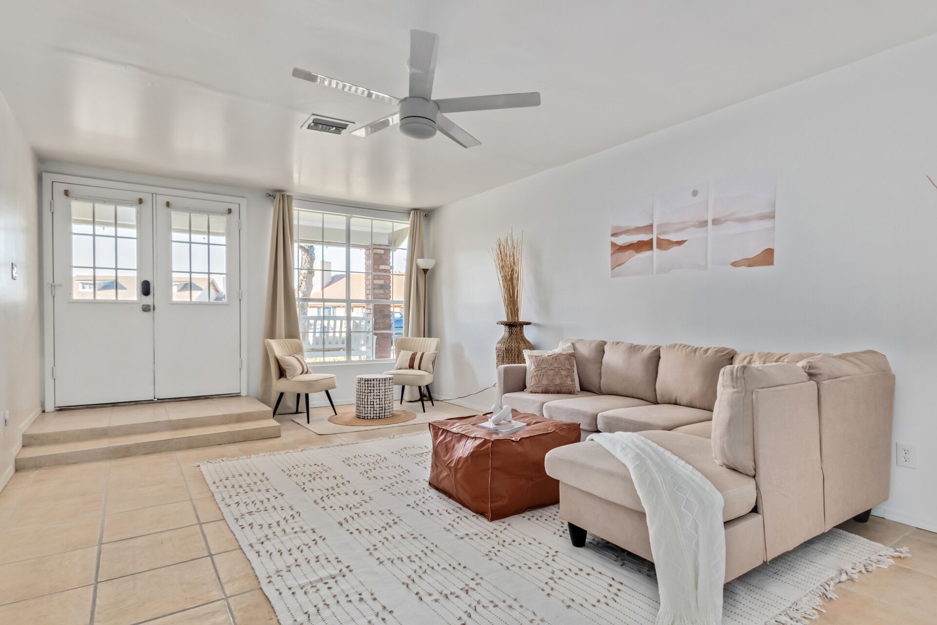 Mesa Sanctuary w/ Pool * Fire Pits* Bar & Grill